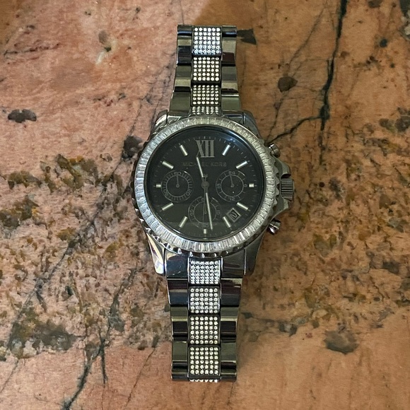 Michael Kors Crystal Pav’e Watch - Picture 1 of 12